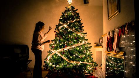 are old fake christmas trees a fire hazards